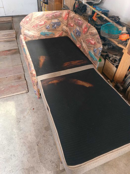 Продам диван малютку