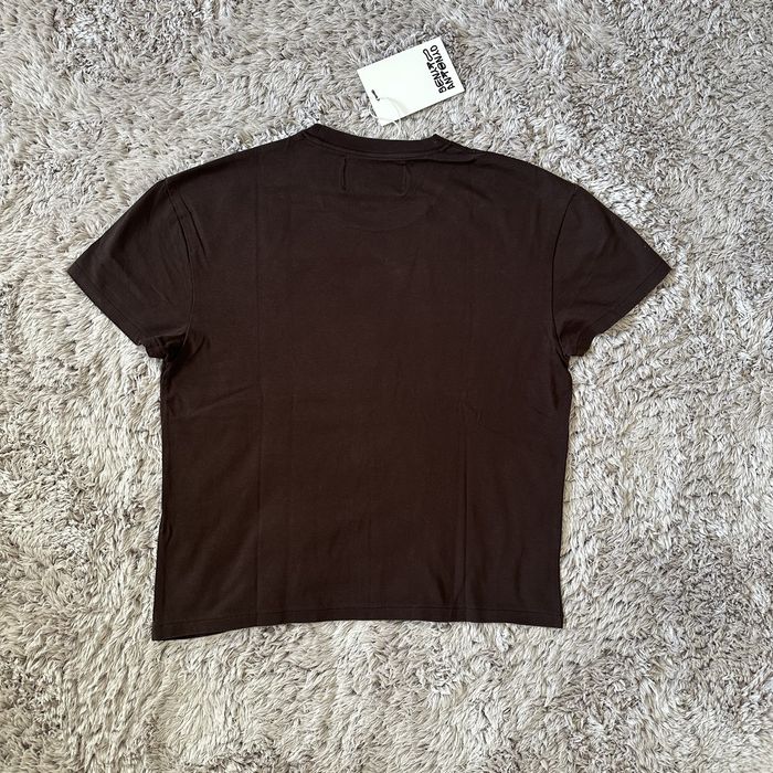 Zara X Bad Bunny Benito Antonio T-Shirt Castanha Cropped Fit - NOVA Tamanho S
