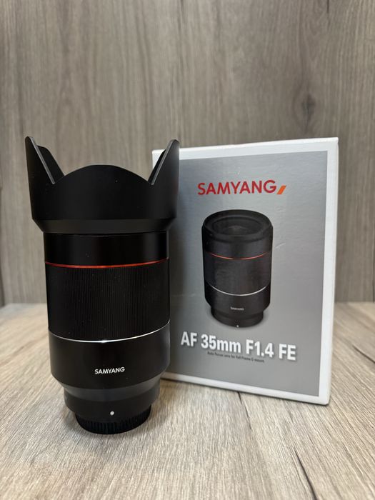 Обьектив Samyang 35mm f/1.4 FE Sony