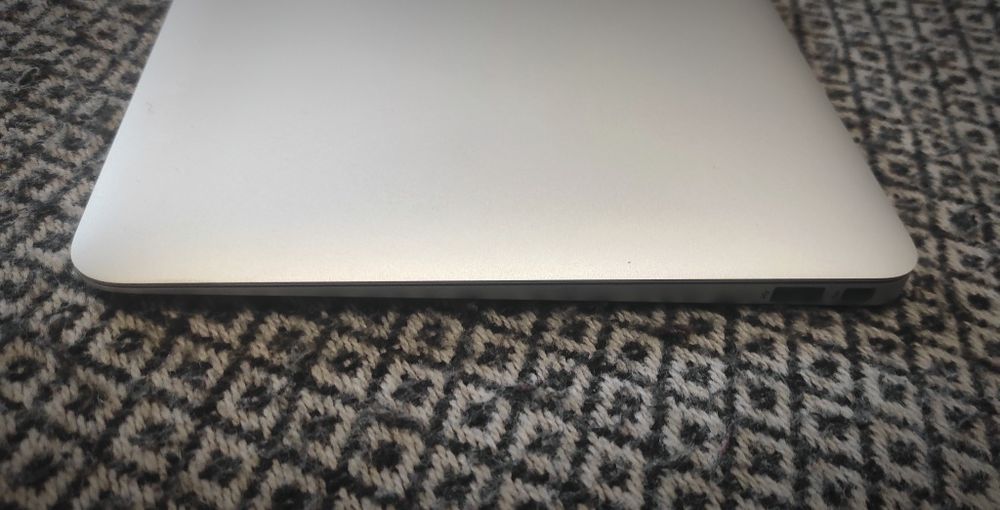 macbook air 11 2012 - купити ноутбуки - Ціна на OLX.ua