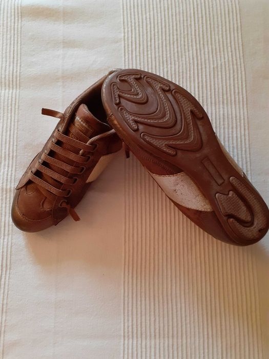 Sapatos em pele NOVOS (T.38) a partir de 15€ - Vários modelos