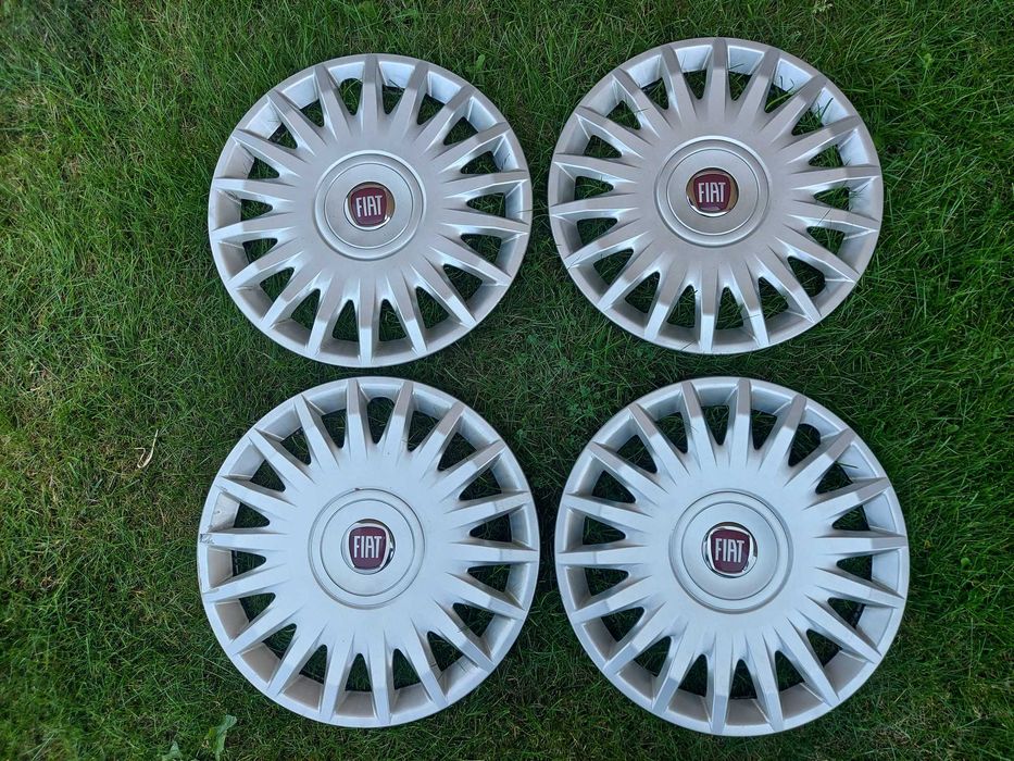 Kołpaki 15" Fiat oryginał kpl 4 szt stan bardzo doby