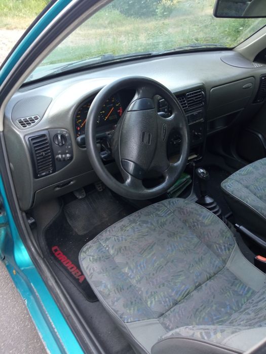 SEAT Cordoba 1996 VIN VSSZZZ6KZTR142889 фото оголошення 2 з 7