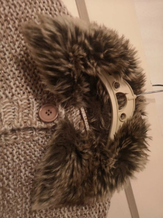 Sweter z futerkiem