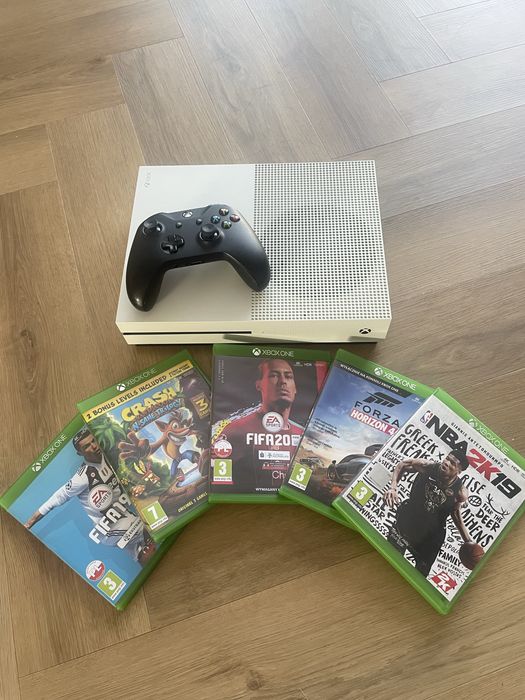 Xbox One S 5 gier