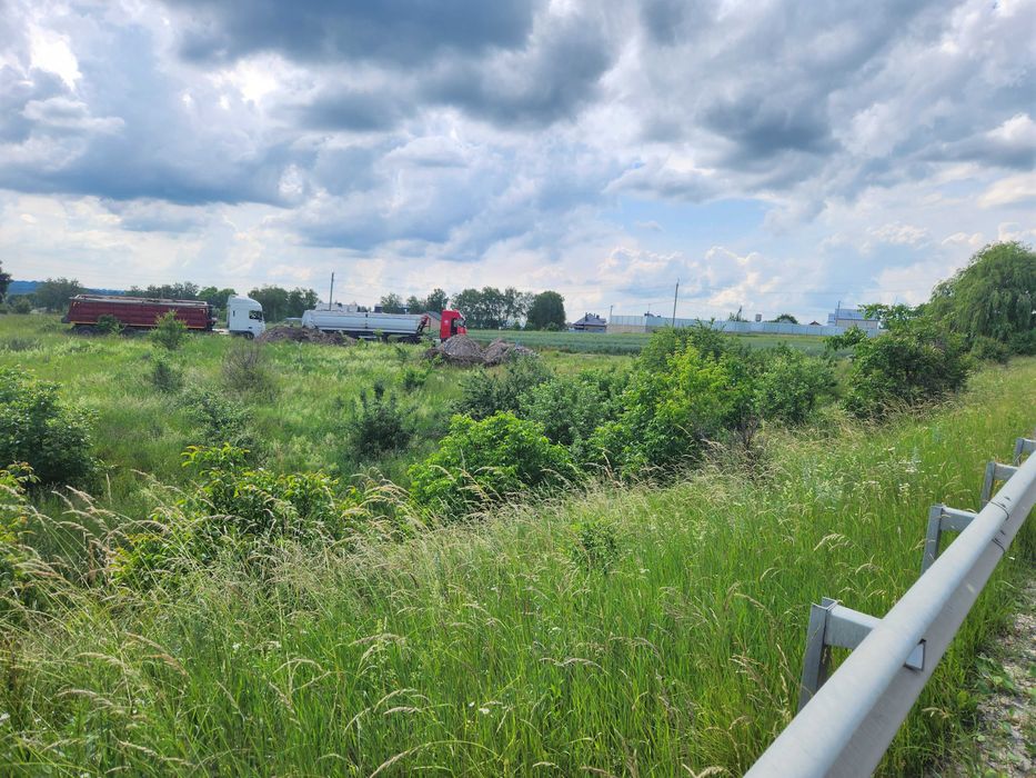 Продам земельну ділянку фасад Мишковичі траса обїзна