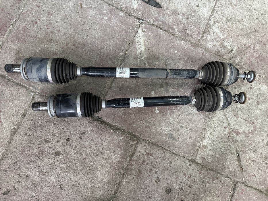 Полуось привод BMW i3 оригинал пробег 60 тыс