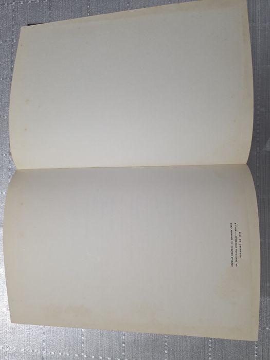 BOCAGE — Poesias Eróticas, Burlescas e Satíricas
Publicações Módio, Braga — Novembro de 1979