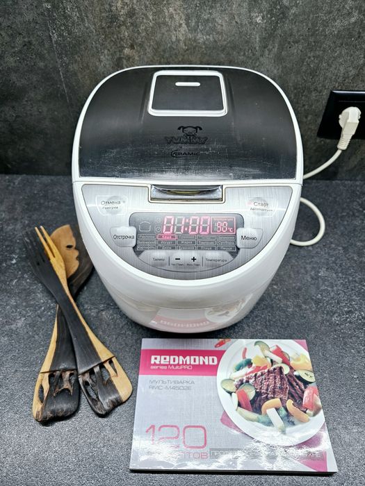 Мультиварка Redmond RMC-M4502E, YUMMY Corporation Japan
Модель - RMC-M
