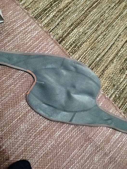 Joalheira de gel nova ideal para as dores,faz frio e calor