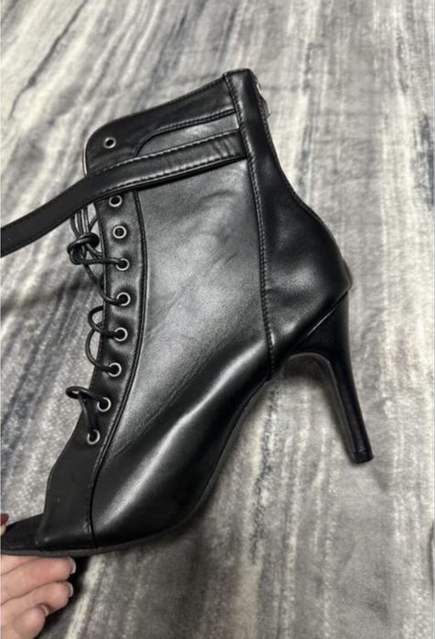 Жіночі туфлі для hight heels