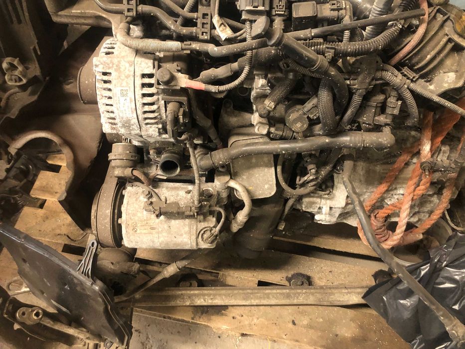 silnik  bmw b37c15 przebieg 114tyś