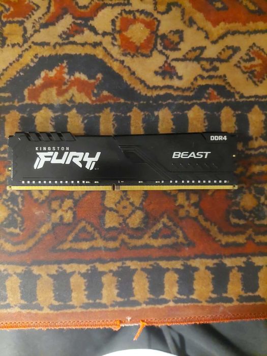 KIngston 32gb 3600mhz CL18