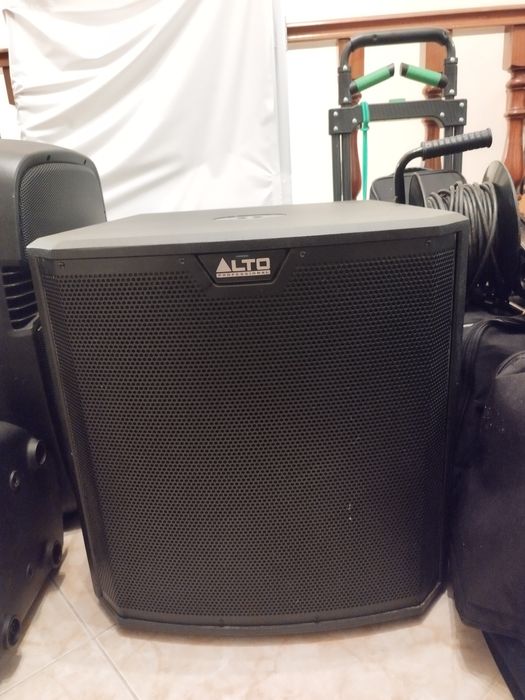 Conjunto grave Alto + 2 colunas Alto