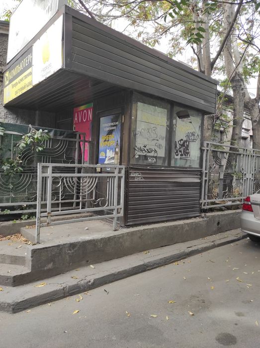 Продам помещение 87 м2 центр за Пассажем 1 эт неж.ф. под ремонт