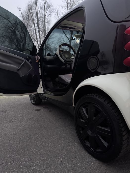 Smart fortwo 2004 року