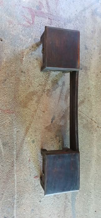 Mini aparador antigo  para joias