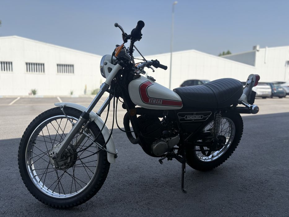 Yamaha Enduro 175 c.c. ( nacional )
