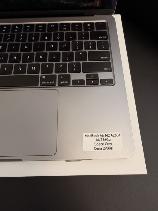MacBook Air M2 A2681   16/256Gb Space Gray
