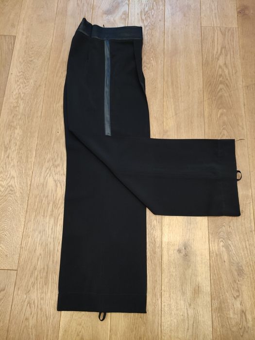 Body, spodnie i buty turniejowe dla chłopca