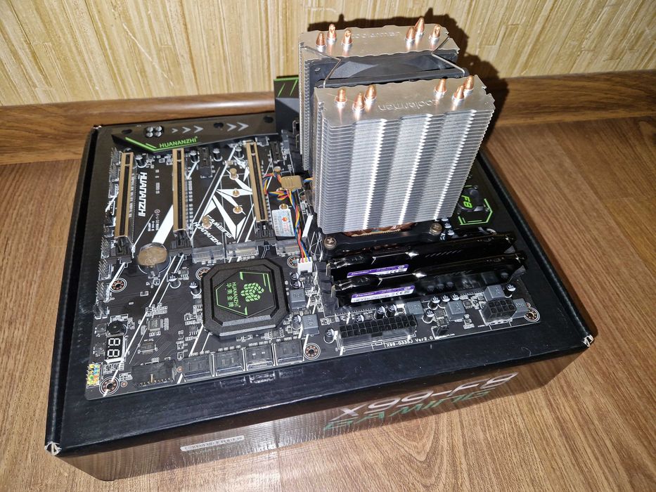 Комплект HUANANZHI X99-F8 + Intel Xeon E5 2680V3 + DDR4 32Gb Atermiter