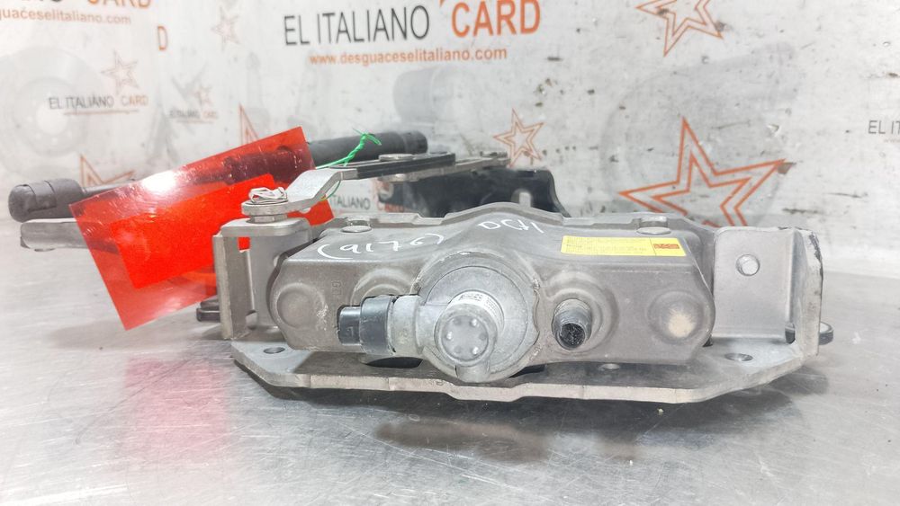 Dobradiça Direita Do Capô Bmw Serie 5