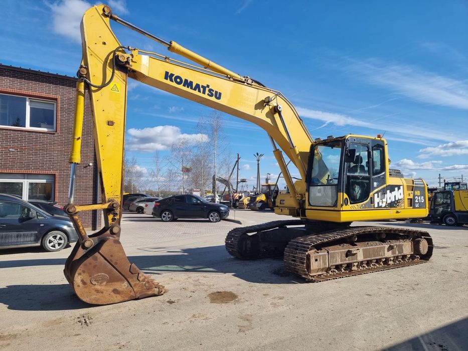 Продам гусеничный экскаватор Komatsu PC 215 Hybrid , 2015 г