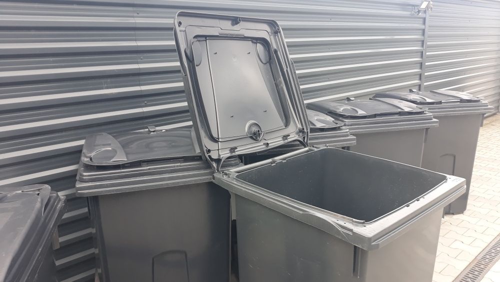Kosz na śmieci 370L pojemnik na odpady kontener 240