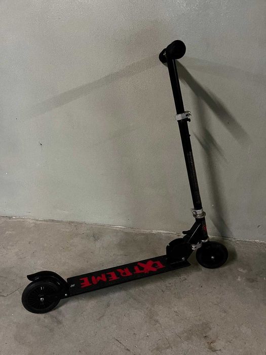 Trotinete de criança, como nova