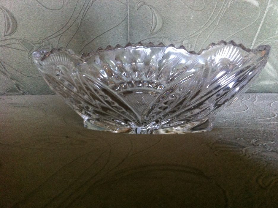 Ваза салатница или конфетница хрусталь