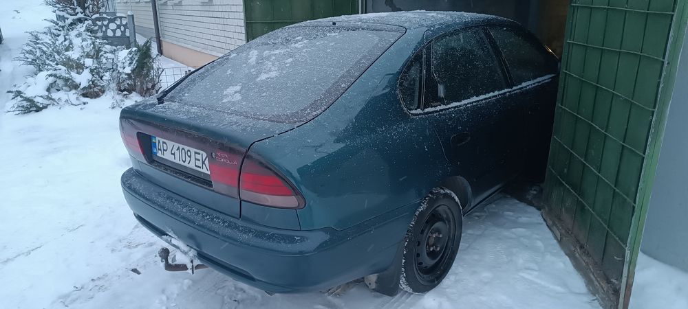 Крышка багажника Тойота Королла Е100