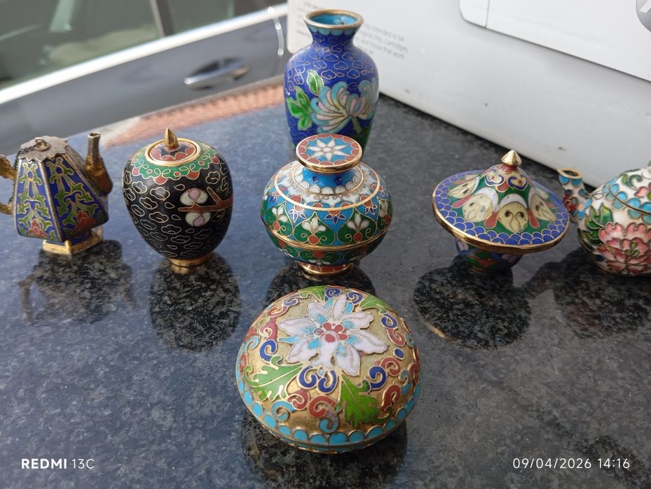 Diversas peças cloisonné 10 EUR cada