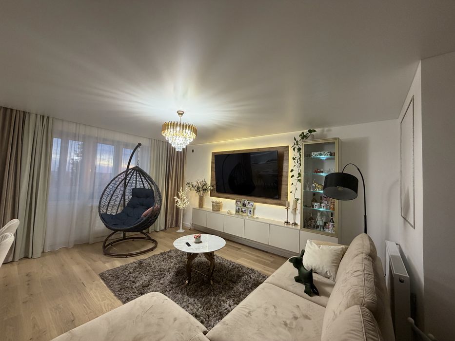 Продається 2-на квартира на Пирогова