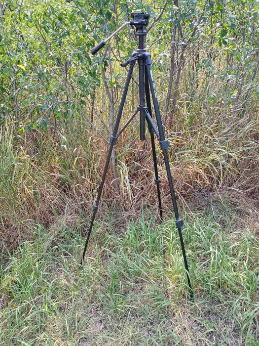 Напольний штатив Velbon C400