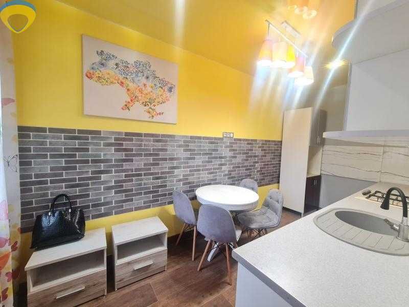 3 комн квартира 2 уровня , возле моря Николаевская дорога