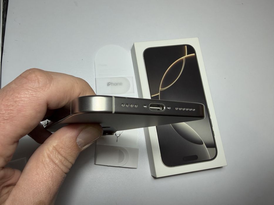 Ідеальний Iphone 16 Pro Max 256GB Natural Titanium, neverlock