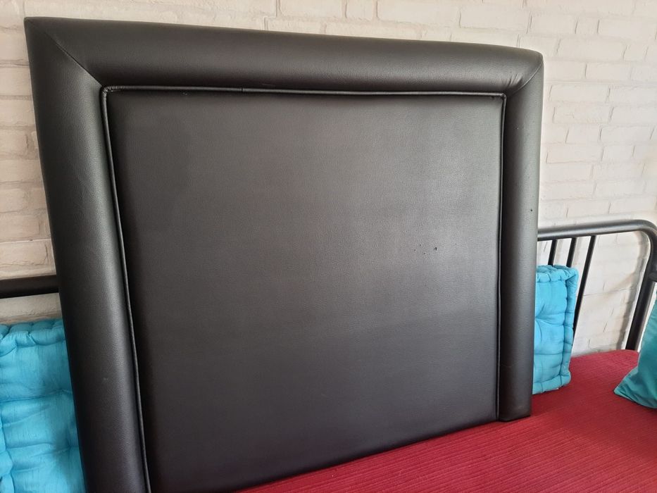 Cabeceira de cama de solteiro64552271277827120