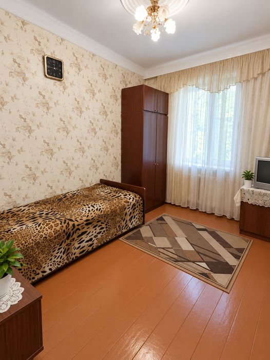 Продається частина будинку з окремим двором у Житомирі