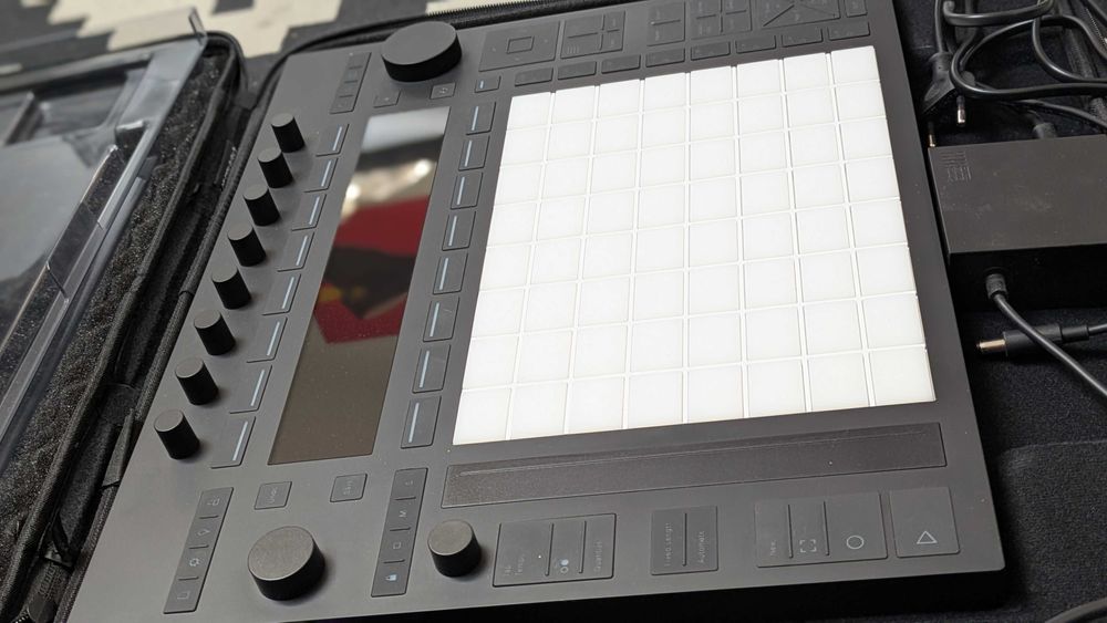 Ableton Push 3 Standalone + Battery, Case & Box