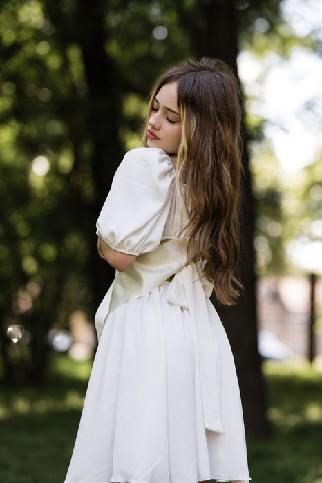 Белое платье(последний звонок, выпускной,свадьба,роспись)