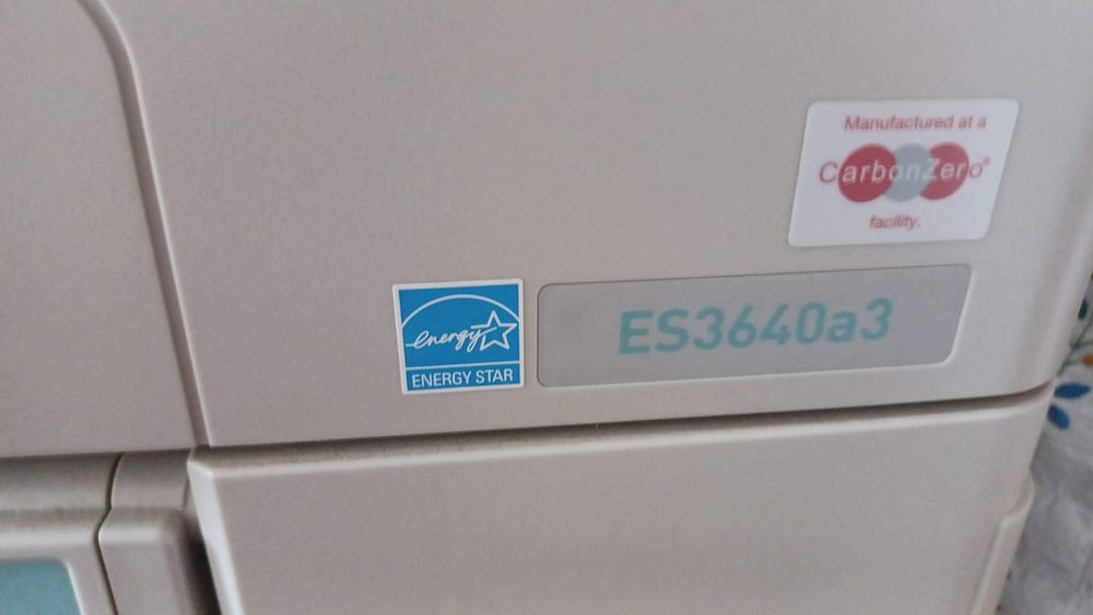 Impressora laser A3 Gama profissional imprime  até 1.20 MT