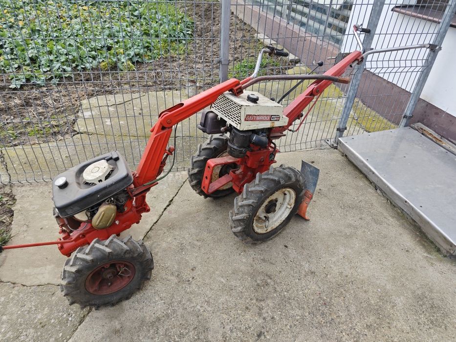 Dzik, mikrotraktor, traktorek, terra, gutbrod