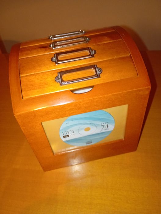 Caixa para 60 CDs