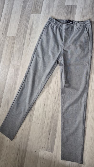 Spodnie męskie 28