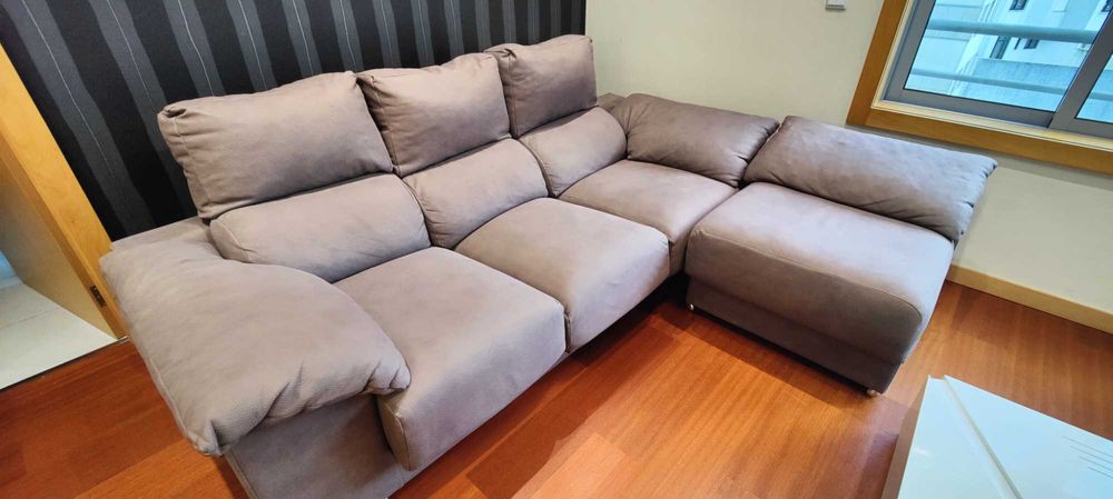 Sofá cinzento NOVO
