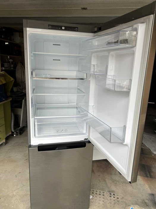 Lodówka Samsung rb29fsrndss 178x59,5x66,8 stan idealny na gwarancji