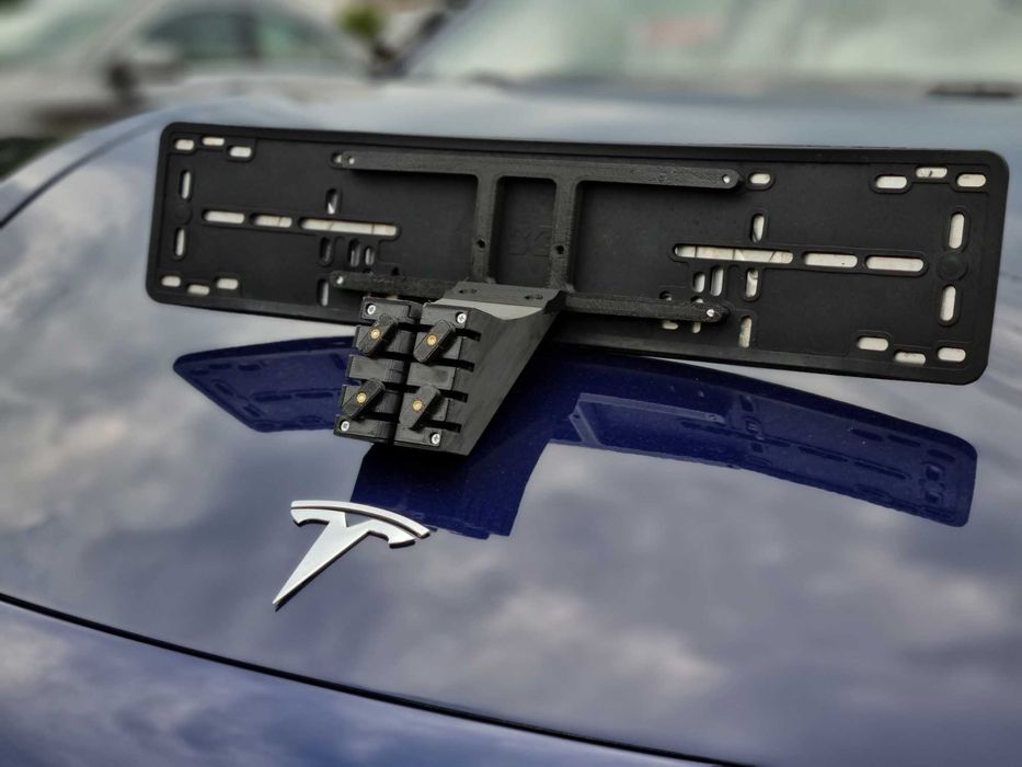 Крепление под номерной знак Tesla Model 3 / Y