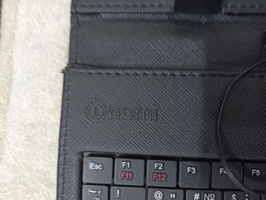 Клавиатура чехол  для планшета