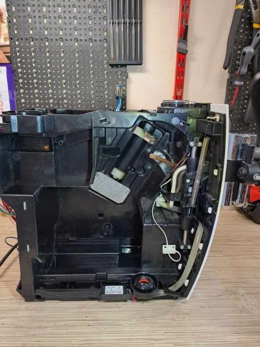 Exspres Jura j6 Piano white PO SERWISIE  -gotowy do pracy