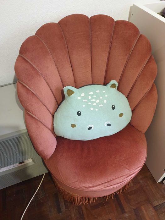 Cadeirão almofadado